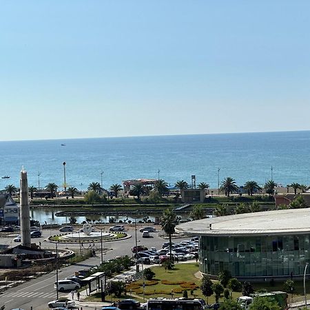 Апартамент У Моря Batumi Exterior photo