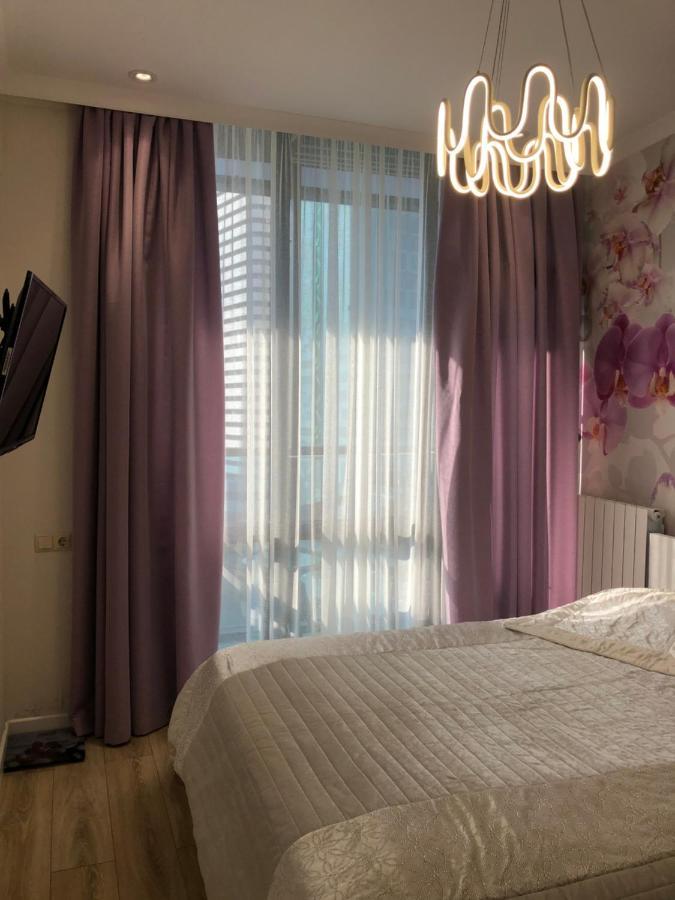 Апартамент У Моря Batumi Exterior photo