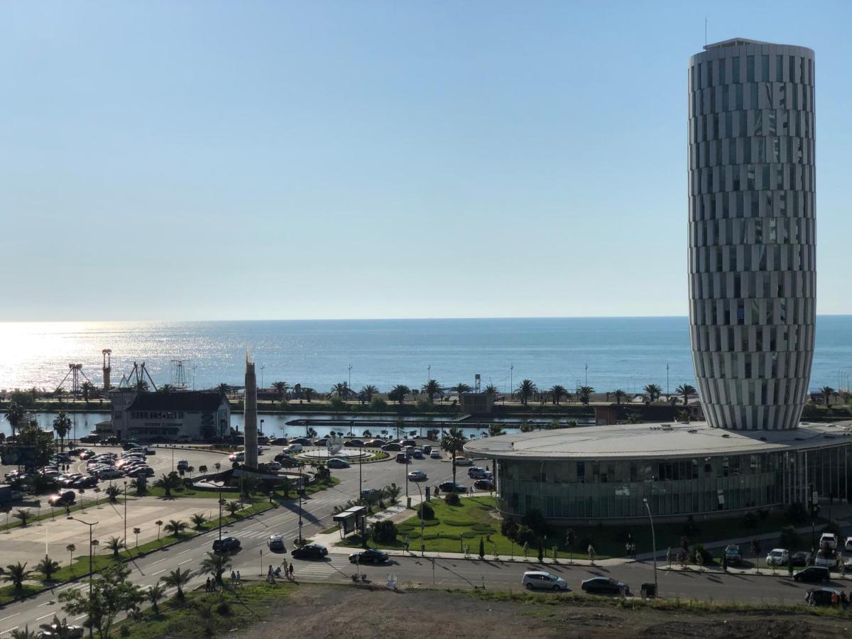 Апартамент У Моря Batumi Exterior photo